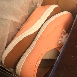 Womens Keds Size 6.5 Unused